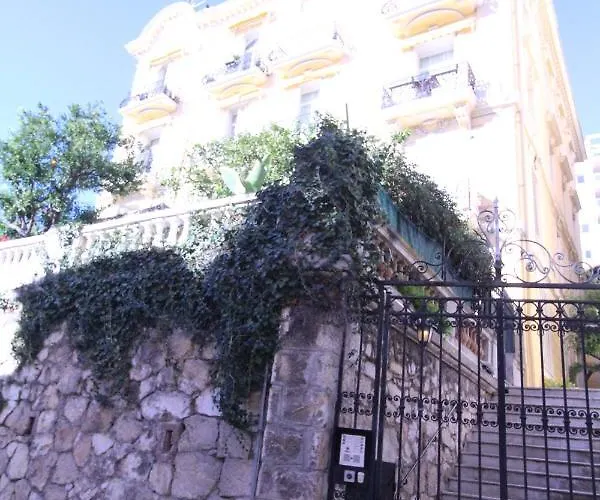 Super Flat, Garden. Bnbrickeys *