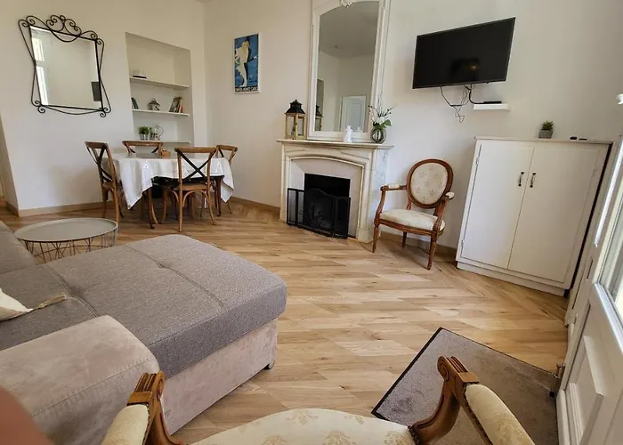 Appartement Super Flat, Garden. Bnbrickeys *